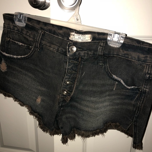 Free people shorts - Picture 2 of 3